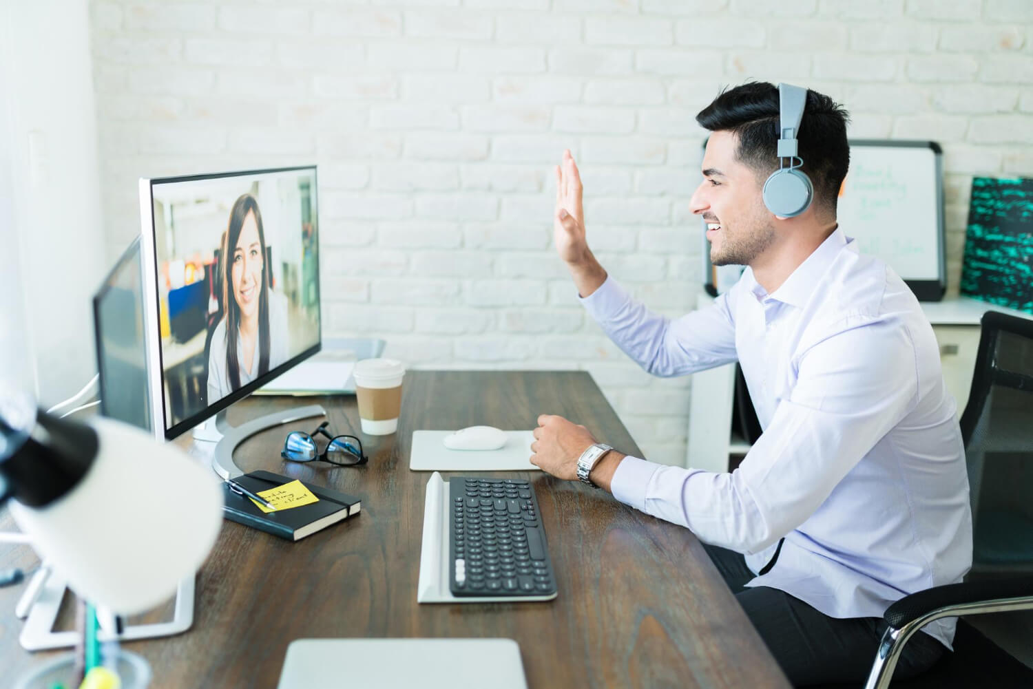 Why DM Indo Software Is The Top Choice For Helpdesk Management
